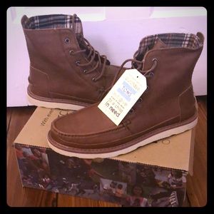 Tom’s Searcher Boots Brown Sz 11 NEW